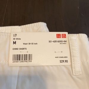 Men’s size medium white shorts